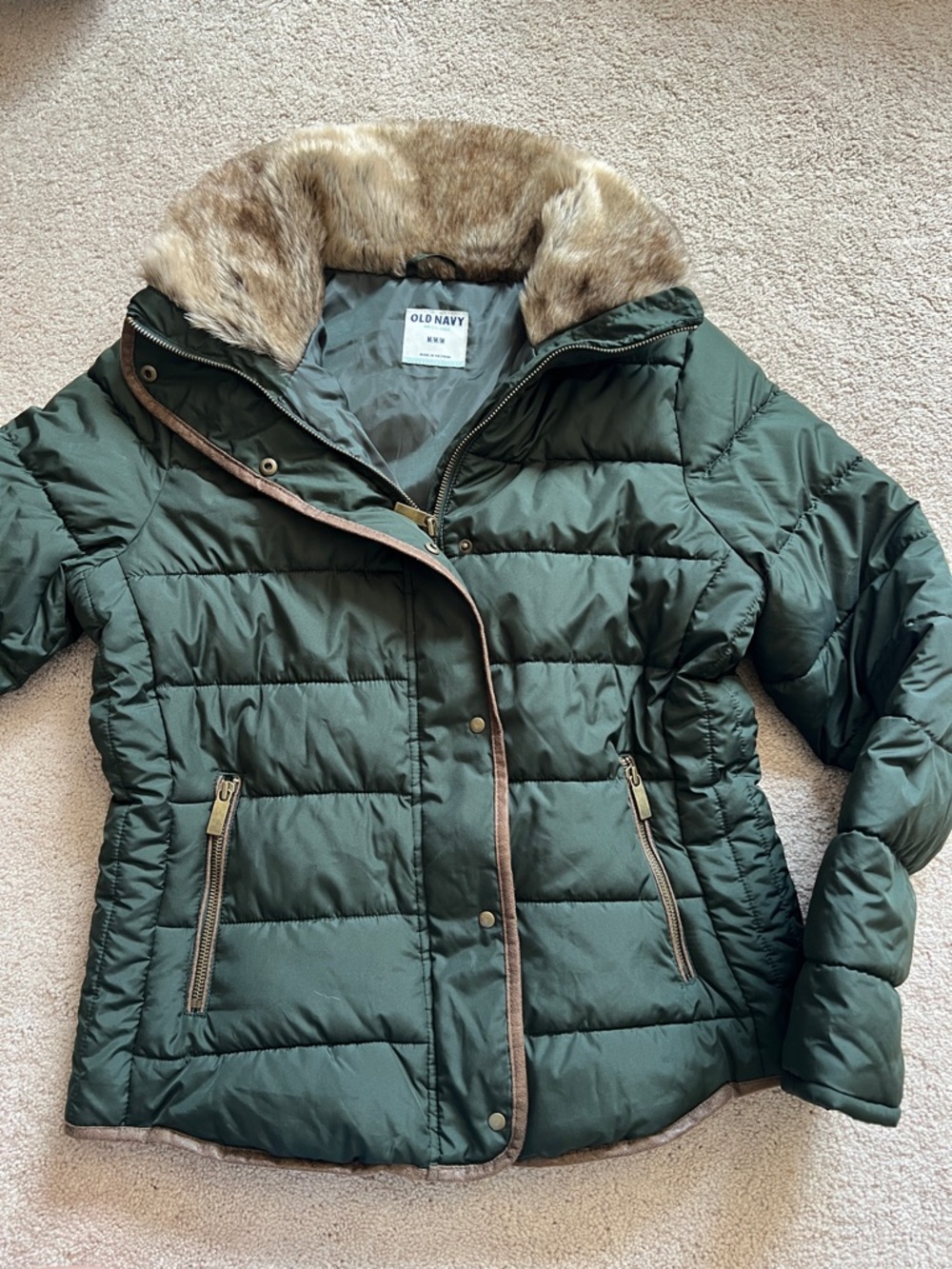 Old Navy Dark Olive Green Quilted Puffer Jacket with Faux Fur Trim